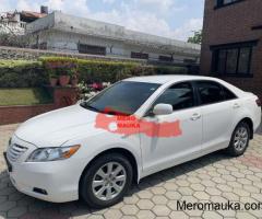 Toyota Camry - Image 1/4